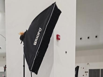 简单漫展三灯布光
#漫展 #场照 #cos #摄影