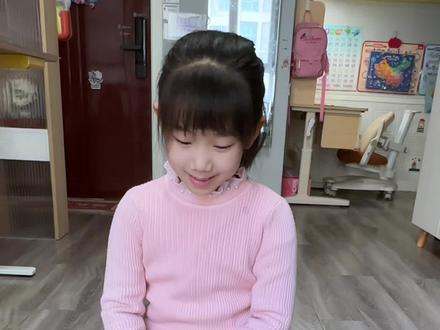 必看,一定看到最后!此视频全长152秒,耗时168个小时,绘制卫生纸画近8米,音频升级加长录制,只为将这首歌的感动送给大家!#我记得 #我记得赵雷 #卫生纸画唱 #加长版 #恬恬笑