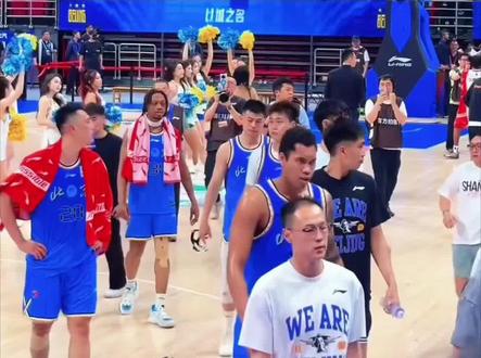 北京领先20分被逆转,赛后赵睿这样回应#北京男篮#赵睿