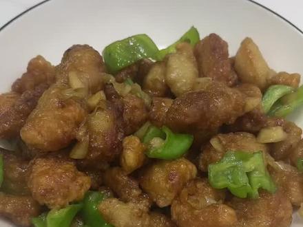 #家常菜 #在家做美食 今天来一个家庭版溜肉段,好吃还省事