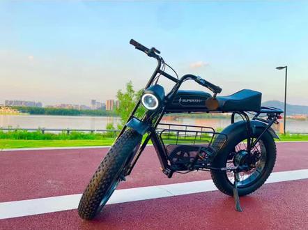 Super73 s1(上牌版),基础功能演示。仪表盘设计挺特别的#super73 #dou是好车 #新国标电动车#潮流穿搭 #秋天