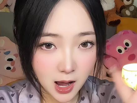 变色占卜糖🔮又来了……吃到红色就奖励老己吃一条俄罗斯熏鱼 猜猜最后吃到熏鱼了嘛……#变色糖 #变色糖挑战 #俄罗斯熏鱼 #护手霜