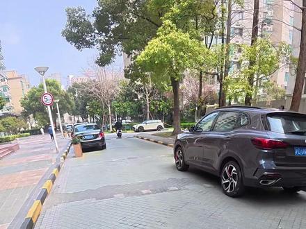 今天的实车体验小报告终于剪出来了!没提到的细节留言见!
#小牛电动 #小牛nxt #nxt大师版 #小牛nxt二代 #新新国标电动车