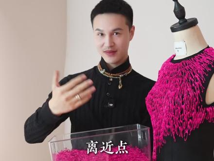 大秀通道已开始 下午2:30抖音直播间不见不散
如果你也想到现场感受,记得点击预约
走进直播间
#大秀 #时装周#agamo #無界Moment #根生大秀