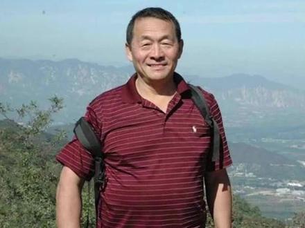 地理老师在北京登山,在山顶留下了一张纸条后神秘消失! #真实事件 #未解之谜