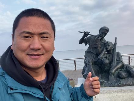 上海人造滴水湖,像是用圆规画出来的,比杭州西湖还要大!
