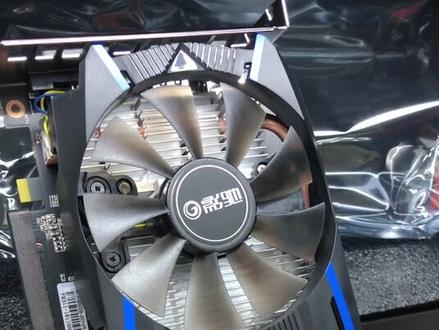 i3-8100,gtx1060-6g 5x显存。吃鸡是妥妥的。四千元档。点击下方链接了解详情。