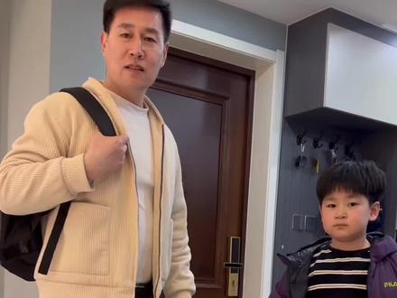 今天什么日子不知道吗?吃饭不带我后果自负😡