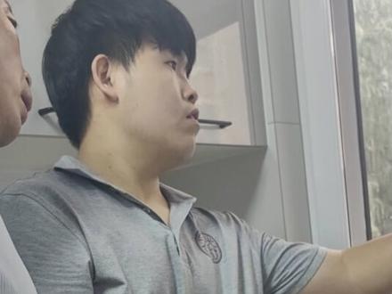 今日回访—武汉工程大学
了解业主壁挂炉使用感受,讲解炉子泄压步骤、记录暖气片排气排污过程,解答业主疑惑。#武汉暖气 #采暖 #壁挂炉 #回访 #暖气