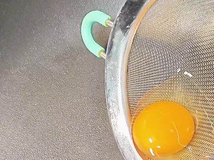 来煎一颗漫画蛋 温柔的心流淌出来#跟着蛋神煮鸡蛋 #漫画蛋 #蛋神 #邪修美食 #美食趣胃计划