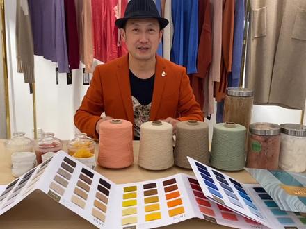 鉴别羊绒真伪六个字:摸,抓,放,照,掂,烧。