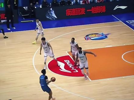 19岁小将段睿骐成为四川男篮唯一的亮点,曾经的国青男篮队长能在未来成为中国男篮后卫的希望之光吗?#段睿骐 #四川男篮 #DOU来cba