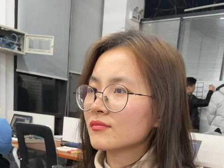 入坑编程,写一个超简单的贪吃蛇游戏,你们羡慕吗?#程序员 #编程 #涨知识 #抖音小助手 @DOU+小助手