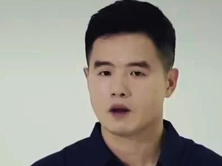 刘国正希望王楚钦成为中国第一个左手的男单世界冠军,王楚钦用实力证明了自己!#国乒第一位左手横板世界冠军 #2022新乡WTT世界杯男单冠军 #王楚钦没有辜负刘国正的期望 #王楚钦拥抱刘国梁 #王楚钦世界杯夺冠