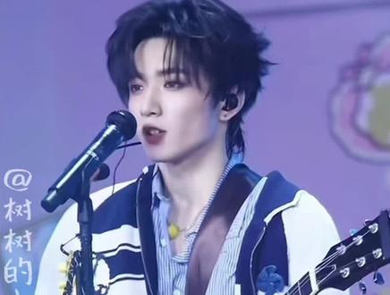 凭什么扔我们孩子的小蛋糕
#刘耀文 #王鹤棣 #黄子韬