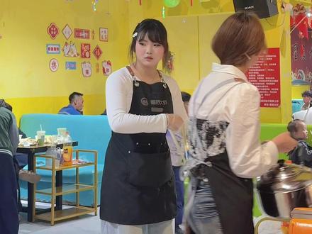 小蝶:我要当星辰大虾最精致最美丽的提桶妹 无人超越的那种…#火爆现场 #星辰大虾