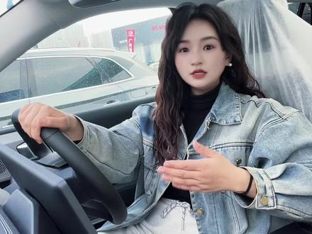 闪冲版钛3 都更新了哪些功能 #比亚迪第二代刀片电池、#比亚迪闪充中国战略、#313方程豹钛3闪充版上市 #每天一个用车知识