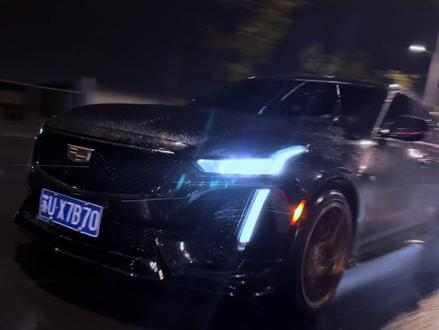 质疑声再大点 精神小伙快听不见了#凯迪拉克ct5 #KNY玩车