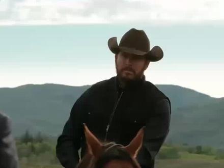 看电影学单词,“wary”猜下什么意思?#英语单词 #英语口语 #成人英语