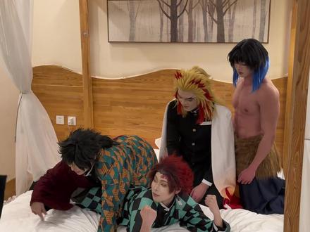 碳碳以后不叫头柱 叫负重柱,叠叠乐#鬼灭之刃 #灶门炭治郎 #嘴平伊之助 #时透无一郎 #富冈义勇