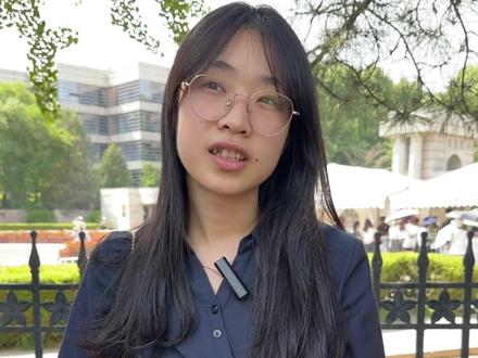 假如你高考640分,能上本省的985,你还会为了梦想复读吗?#清华大学#高考 #街访