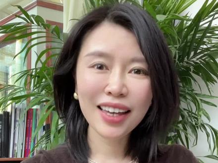 下巴上凸起的小白点可不是粉刺,处理起来也很简单#下巴小白点 #闭口粉刺 #护肤