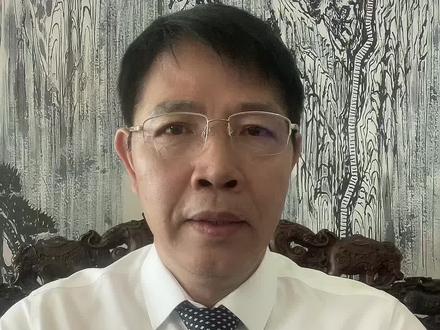#上热门话题🔥🔥🔥 #烂尾楼 #停贷 #买房那些事
银行违规放贷致楼盘烂尾,业主能停贷否?