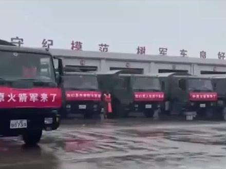 中国最新军用卡车曝光!技术不输德日美,各国军队直接拿钱要进货#军卡 #武器 #卡车 #黑科技 #车 #军事科技