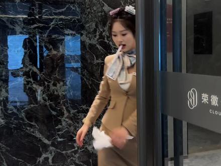 致敬经典包租婆#电影功夫 #包租婆 #案场客服 #上热搜