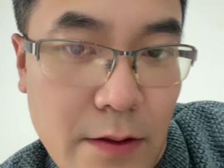 #白银 #投资 #理财 #贵金属 #老百姓关心的话题
中国的白银产量2024年是4000多吨,现在空头期待的是突然能蹦出来大量的白银现货。70美元一盎司已到,后边的行情,只有天知道。