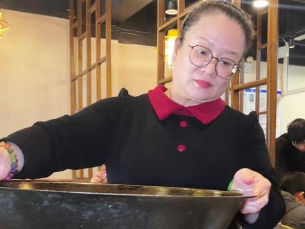 保定翠园街马记锅台院,新鲜食材铁锅现炖,口感就是不一样#宝强探店