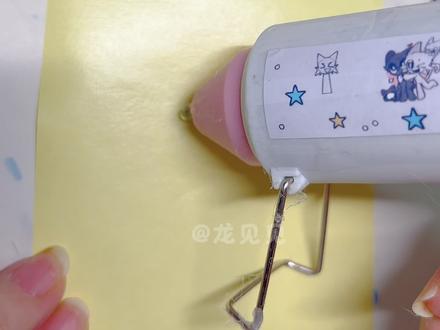❄️是小雪花也是小可爱☺️ #手工diy #小雪花 #可爱 #创意 #热熔胶