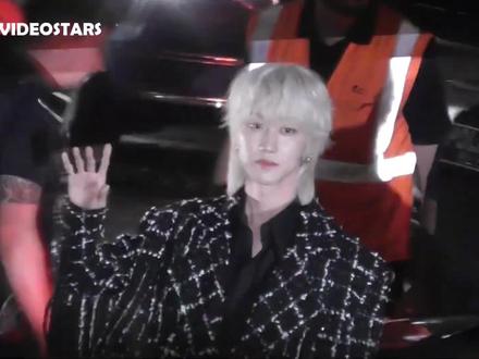 徐明浩巴黎BALMIAN秀场海外人气#徐明浩 #徐明浩the8 #徐明浩巴黎时装周造型 #巴黎时装周 #金发