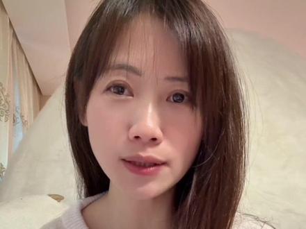 来自亲生女儿的灵魂拷问 —“怎么全网都在分析我的心理活动~”
—“妈妈,你的心理活动就是没有心理活动”
…
#日落时分说爱你 #日落时分说爱你马晴 #马晴#猛晴 #哥姐陪你看日落
