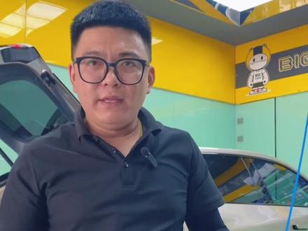 奥迪系列改款以后门拉手拆卸以及大灯清洗盖板拆卸全教程 今天以奥迪A5为例,贴膜附属件拆卸,嵌入式门拉手,车窗压条,大灯清洗盖板,后尾灯,全合集。#阿赵贴膜 #奥迪 #原创作品 #每天一个用车知识 #贴膜