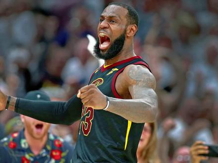 詹姆斯为什么总爱炫耀被横扫的赛季? #nba #湖人总冠军 #詹姆斯 #goat #灭霸詹