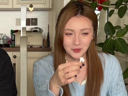 人一说谎就很想笑是怎么回事…#挑战 #谁在说谎 #情侣