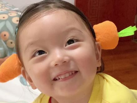 沝子:不要一直看手机哦,记得要让眼睛休息一下!#人类幼崽成长计划 #当小朋友被没收手机 #这孩挺潮的