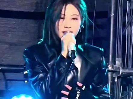 #袁一琦生日演出 #直拍 #舞台 #演唱会 @袁一琦 @一个袁一琦 3月21日袁一琦老公生日演唱会 l湖南国际会展中心(芒果馆)二楼举办 元气弹们有福啦!