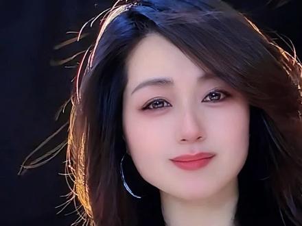 我们永远跑不过时间,活好当下,把心结系上一个漂亮的蝴蝶结,命里有时终须有,命里无时莫强求,活个明白,活出人间清醒吧!#热门音乐🔥 #情感共鸣人生感悟 #上热门🔥 #活个明白