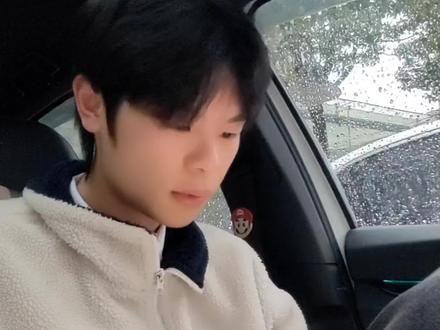 我希望你们明白一个道理:玩这个市场被套的时候,你不割肉就是没亏 #csgo市场分析 #windking #cs2 #csgo #csgo市场