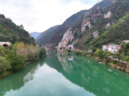 洞口塘狗爬崖生态自然风景看看有多美 #洞口塘风景 #航拍最美家乡 #风景如画的地方 #山水如画 #城市风景