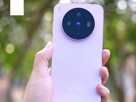 喜欢大屏标准版的用户们,vivo没有忘记你们,就是这台X300s了!#vivoX300s超能小V单