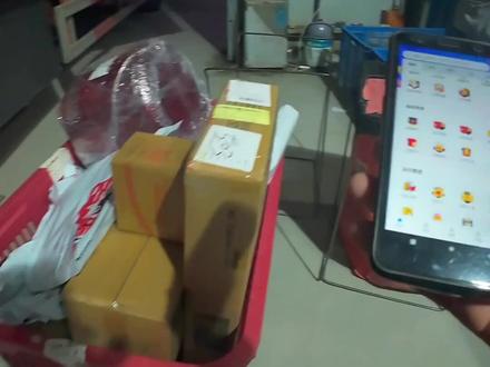 我货都发一半了你来个揽收#快递#快递员#快递小哥#京东#工作日常