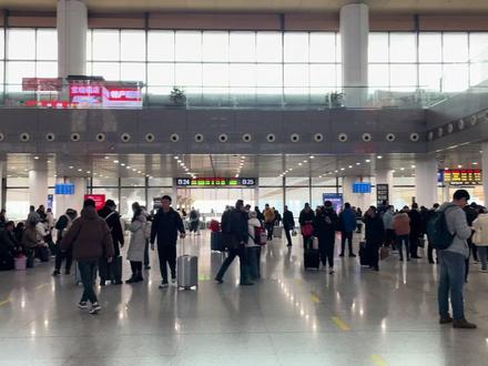 南京🚄马鞍山17分钟,打卡雨山湖公园,董记祖传肉丝面,一天往返 #高铁 #马鞍山 #驫街 #雨山湖公园 #董记祖传肉丝面 #南京周边游 #一日游 #特种兵式旅游 #citywalk #动物园里有什么