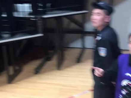 辽宁卫视的新闻记者辛苦了👍👍👍