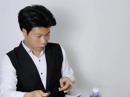 #魔术教学 #魔术 牌入丝袜水瓶