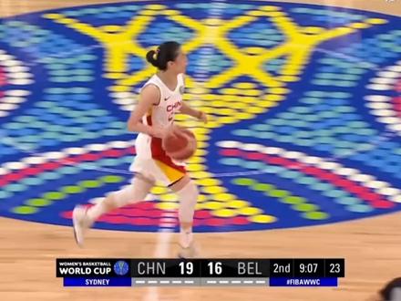 CCTV5直播中国女篮战比利时第二节,姚明助阵,突然爆发领先对手 #篮球 #中国女篮 #女篮世界杯 #抖音篮球季 #姚明