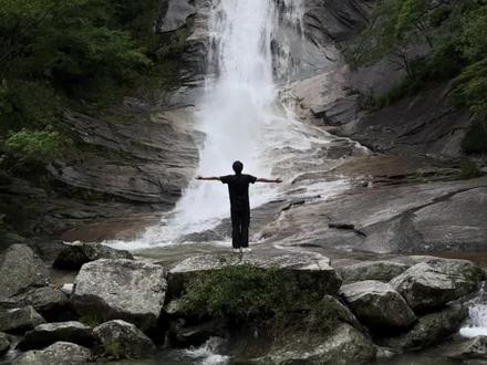 不会真的有金寨的还没去过天堂寨吧
#天堂寨游玩攻略 #天堂寨 #瀑布