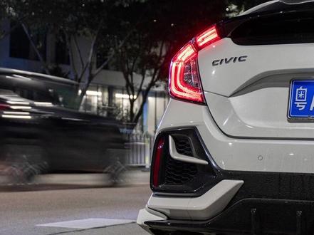 fk7日规尾灯终于到了。#改装车文化 #本田 #改装是一种态度